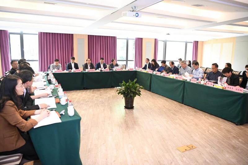 第八届教育部科技委交叉科学与未来技术专门委员会第一次全体委员会议暨战略规划研讨会在交大召开