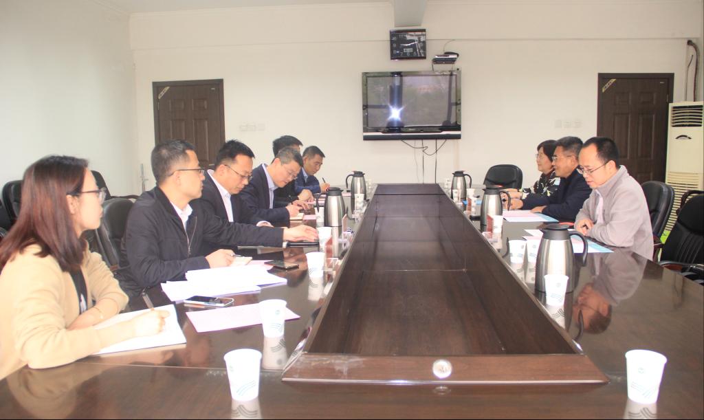 副校长吴旺延一行赴榆林学院调研