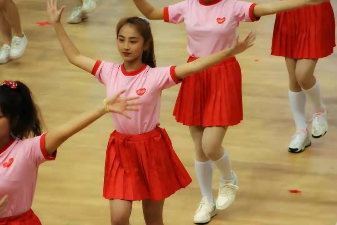 【图片新闻】《动起来》：以五动齐发配合五育并举