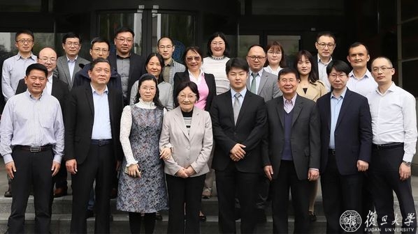 上海合成免疫工程技术研究中心在复旦上医揭牌