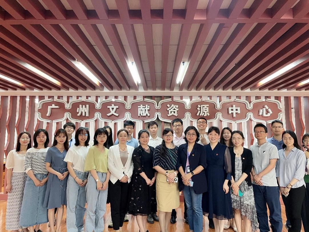 学校举行辅导员沙龙系列活动