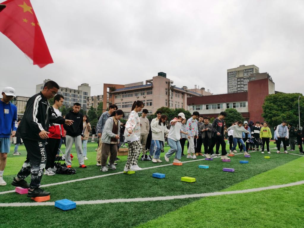 【党史学习进行时】信工院持续推进党史学习教育走深走实