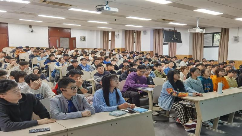 自动化学院大讲堂2021年第一期正式开讲