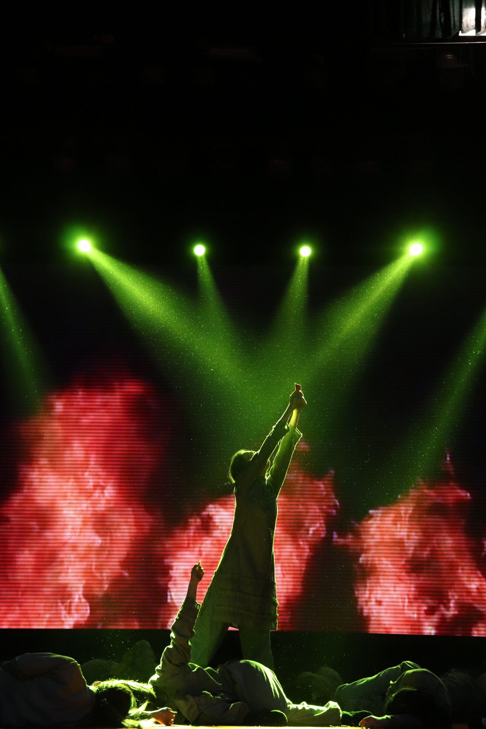 “忆百年路，与赤子书”庆祝中国共产党建党一百周年艺术团专场举行