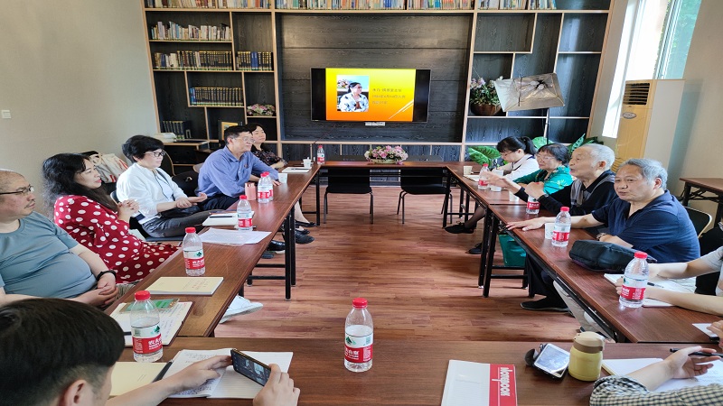 图书馆第三支部开展特色党史学习教育活动：听图书馆老党员谈图书馆党支部的建设与发展