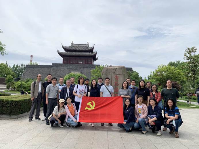 马克思主义学院赴金山卫抗战遗址纪念园开展党史学习教育现场教学暨思政课教师集体备课