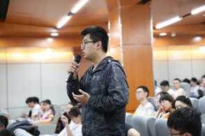 刘辉做客“校友话职场”系列讲座