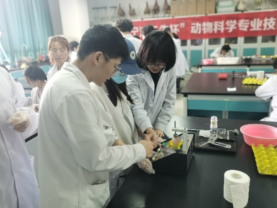 ​动科学院举行生态畜牧场设计大赛促一流专业建设