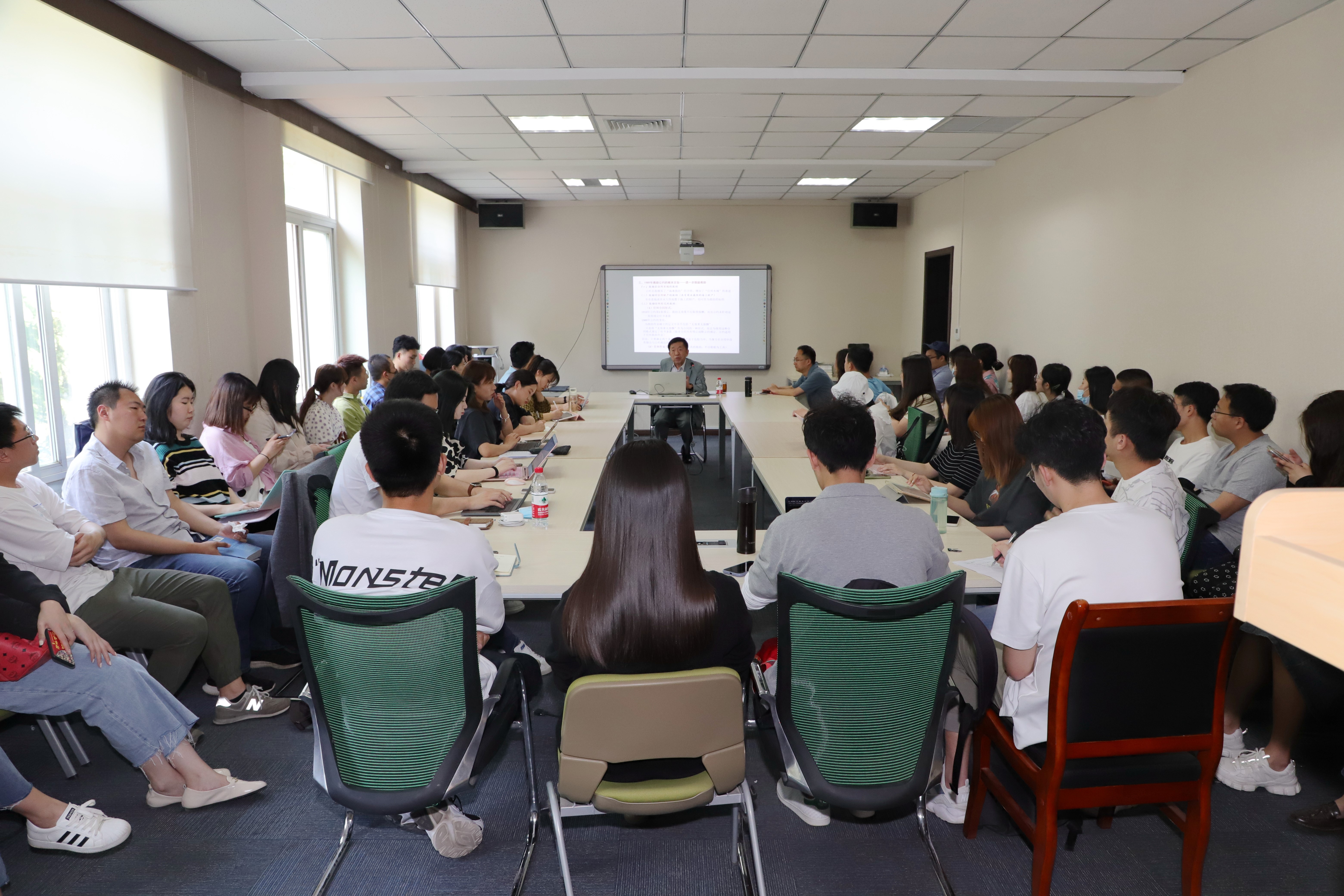 明德尚法讲堂|傅廷中教授受邀作“从国际法的发展中反思我国的海难救助法制度”专题讲座