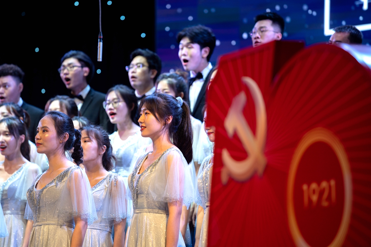 2021狮山艺术节开幕式暨“五月的花海”师生合唱比赛举行