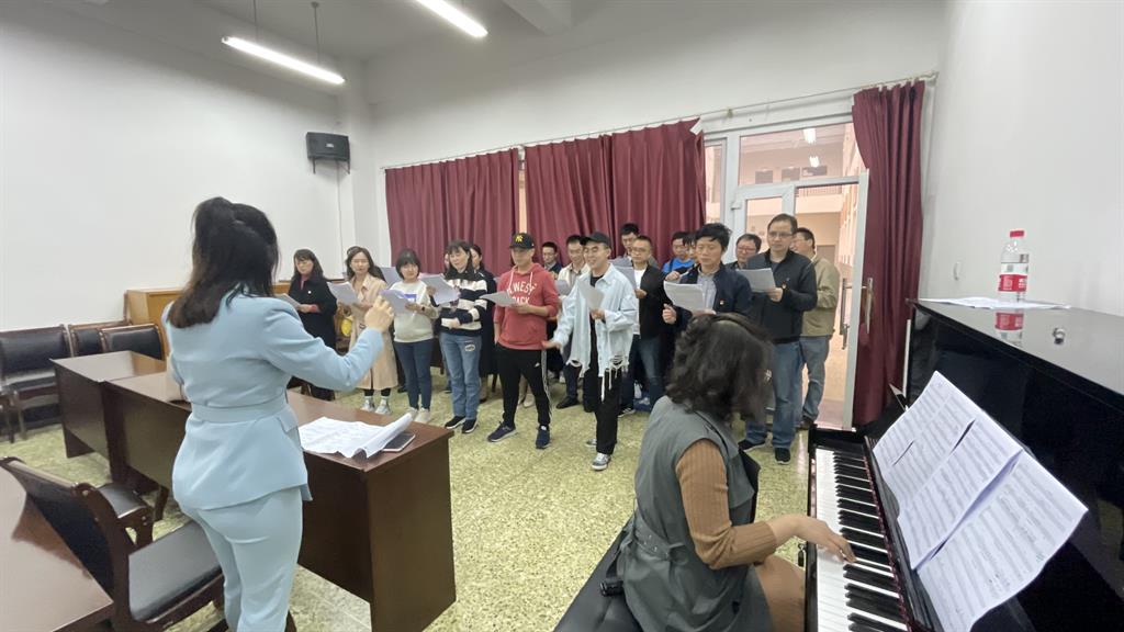 [置顶]我想把最美的歌儿唱给您