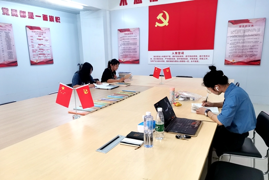 【党史学习教育】学生社区开展“我为群众办实事文明社区百日行
