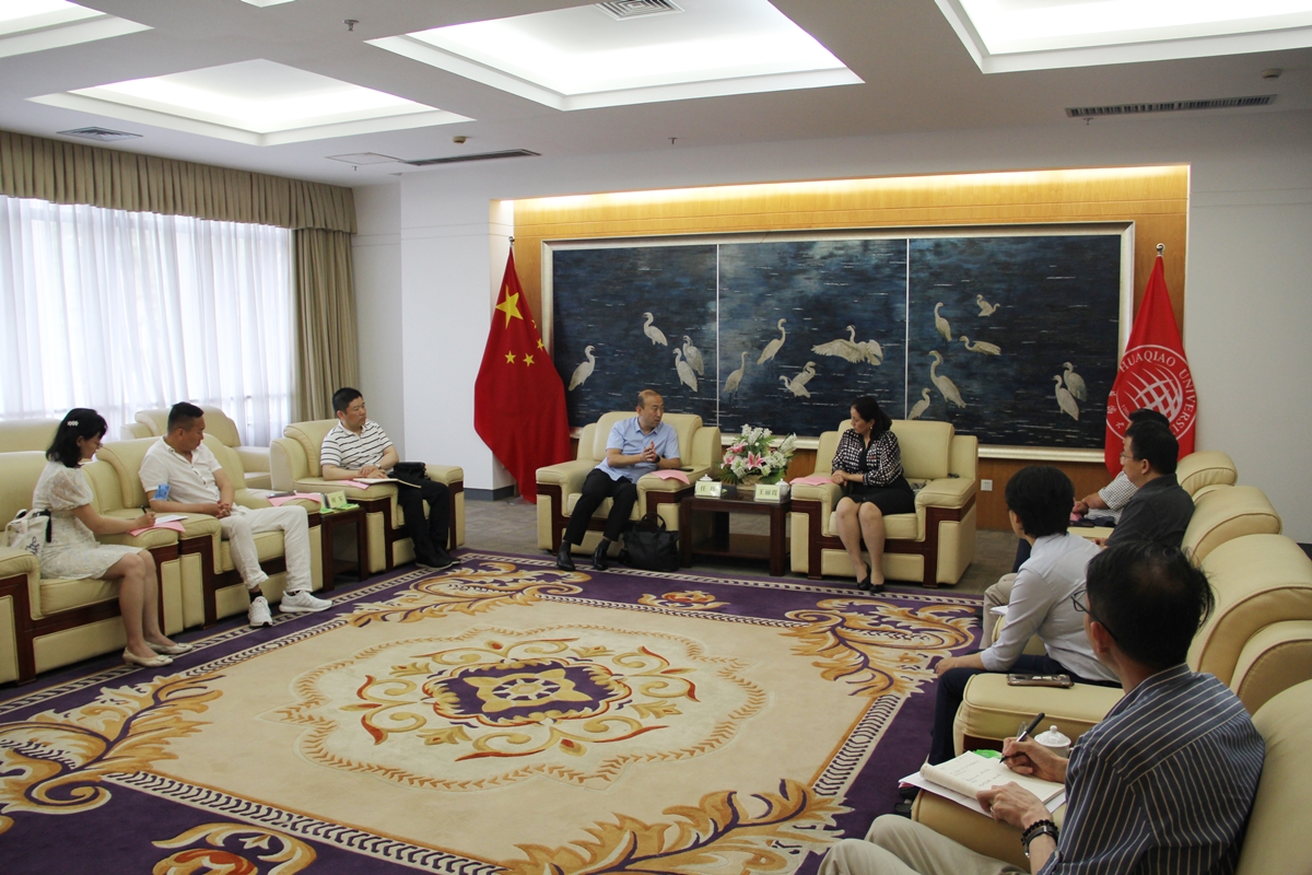 全国台联来校调研海峡两岸青年文化交流及台生管理工作