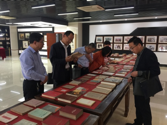 西北师大庆祝建党100周年“馆藏珍贵党史文献展”开展