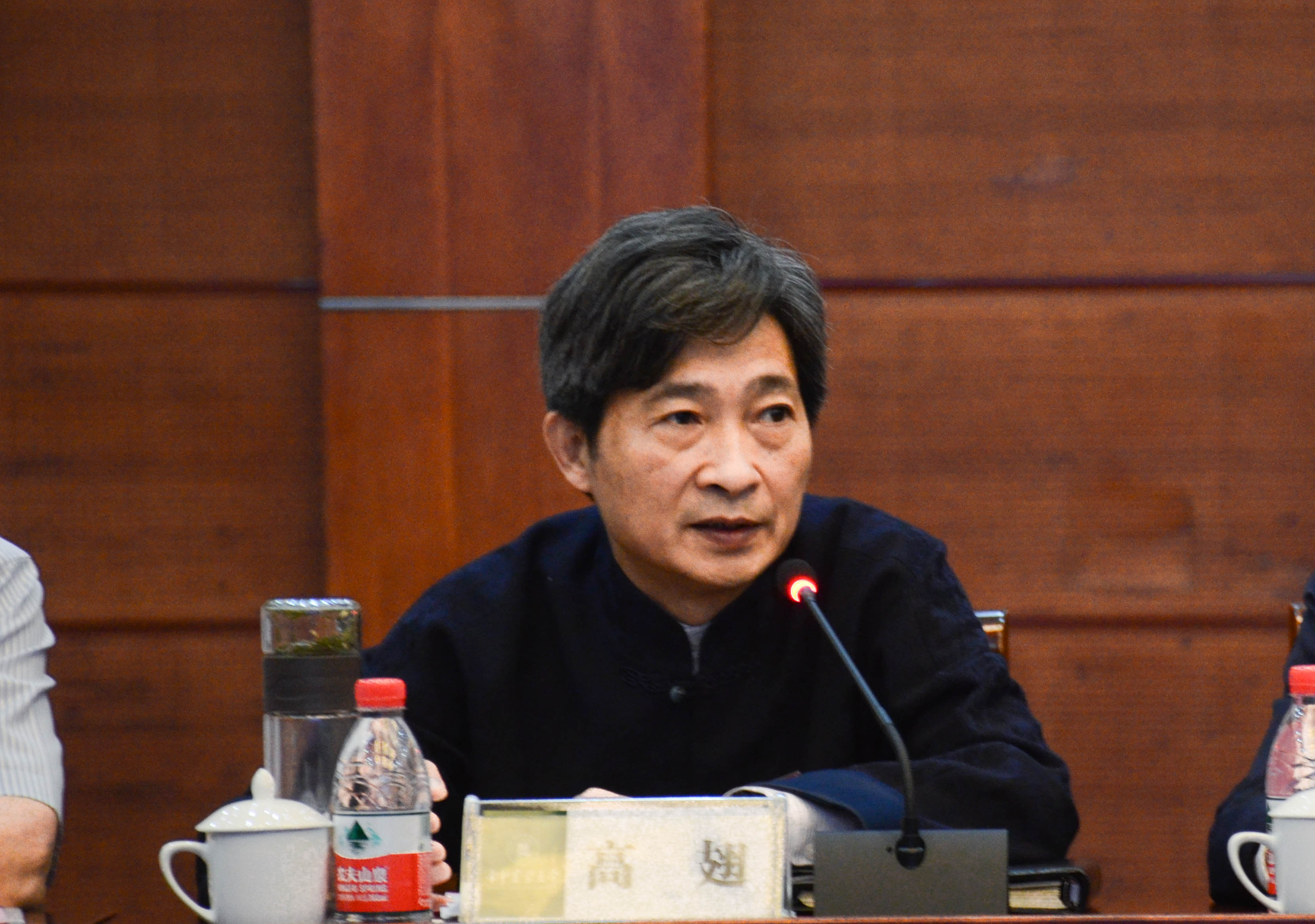 湖北洪山实验室理事会第一次会议在校举行