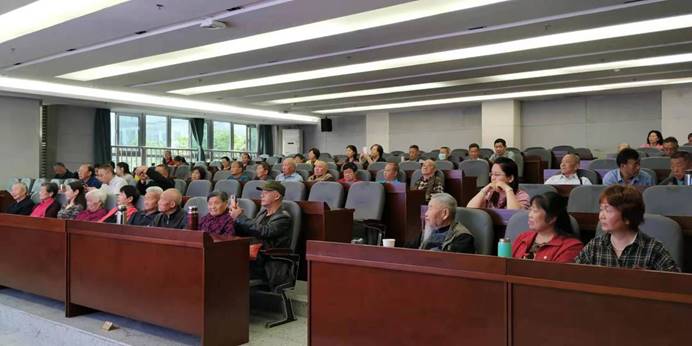 “品茶当思何来香幸福不忘党恩长”品茶活动举行