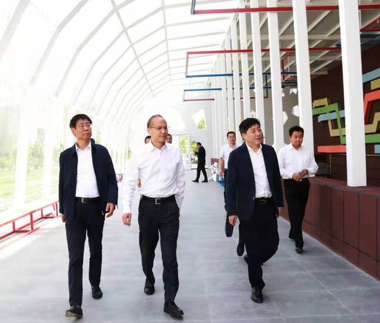 省科技厅党组书记、厅长张世荣一行到西北师大调研