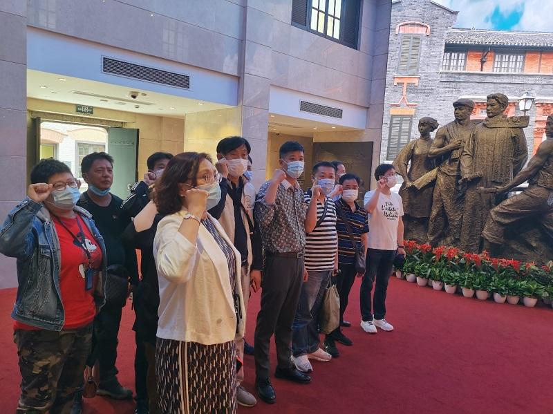 [党史学习教育]后勤保障中心第三党支部开展“传承红色基因，牢记初心使命”主题党日活动