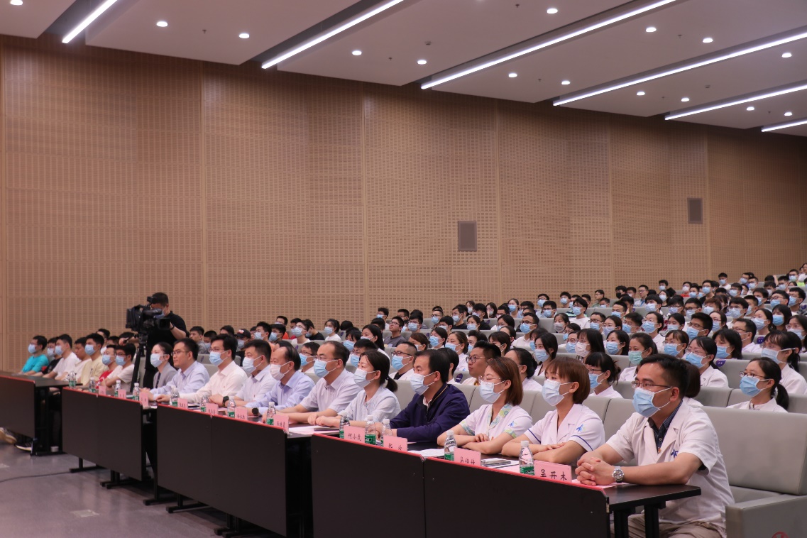 【学党史悟思想办实事开新局】“中国青年五四奖章”获奖者（集体）事迹分享会在中国西部科技创新港举行