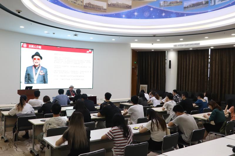 [党史学习教育]“中国人民志愿军抗美援朝出国作战70周年”纪念章获得者陈英明在设计学院讲党课