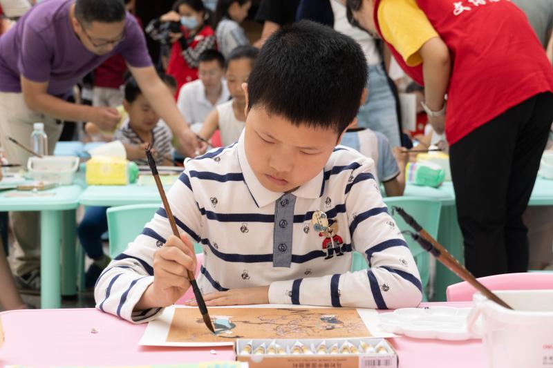 上海交大档案文博管理中心举办儿童节系列活动