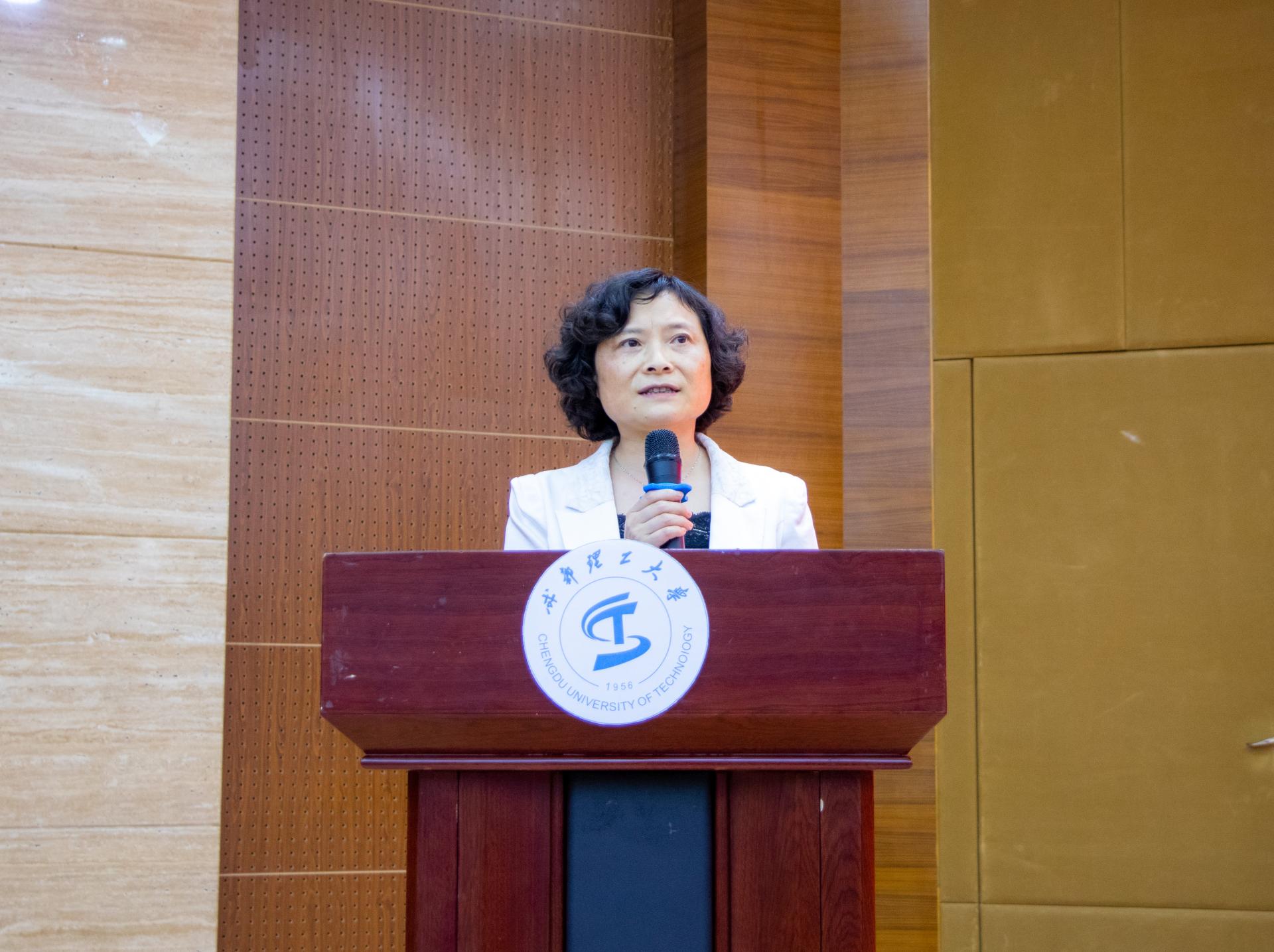 以赛促学助推党史学习教育走深走心走实——机关党委“述党史，学先进”主题微型党