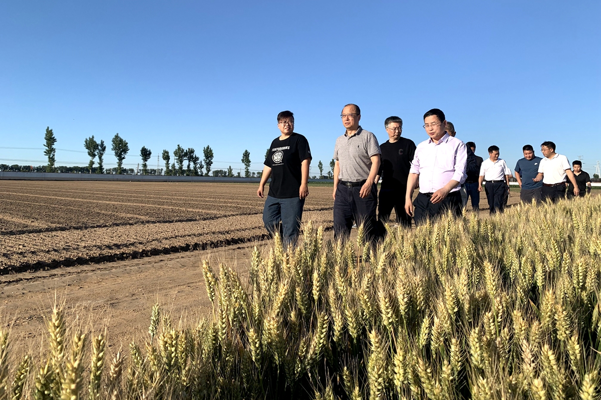 李召虎赴山东寿光、莱州等地推进校地合作工作