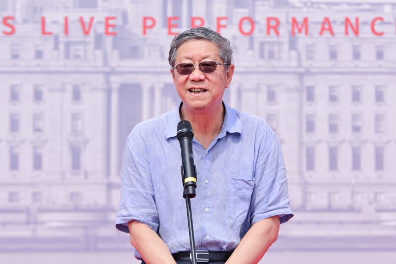 上海交大媒体与传播学院徐庆华教授外滩创作百米巨幅狂草献礼建党百年