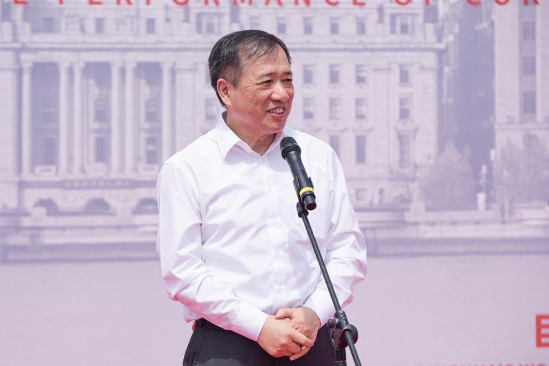 上海交大媒体与传播学院徐庆华教授外滩创作百米巨幅狂草献礼建党百年