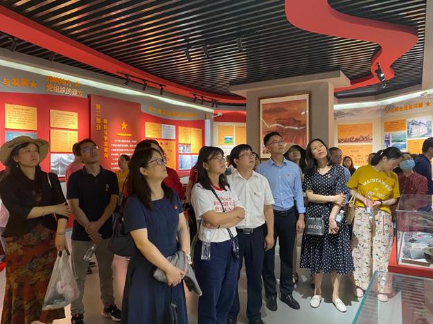 学党史强信念担使命促发展