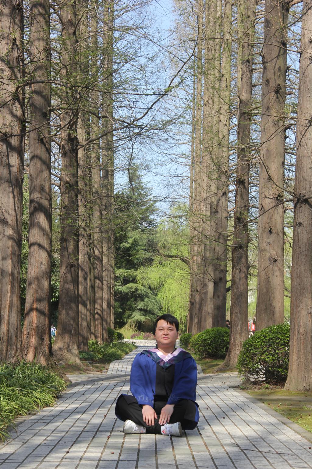 毕业学子竞风流（2021年）①|文东：他把最深情的目光投向家乡