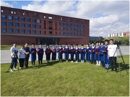 工商管理学院师生受邀参加全国大型融媒栏目《迎着新生的太阳》录制