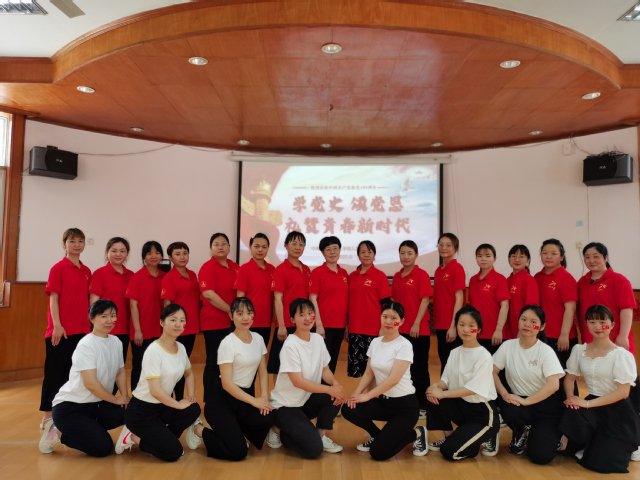 幼儿园举办庆祝建党百年系列活动
