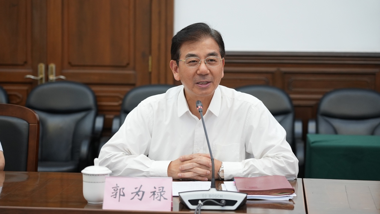 天津市政协副主席李绍洪一行访问我校