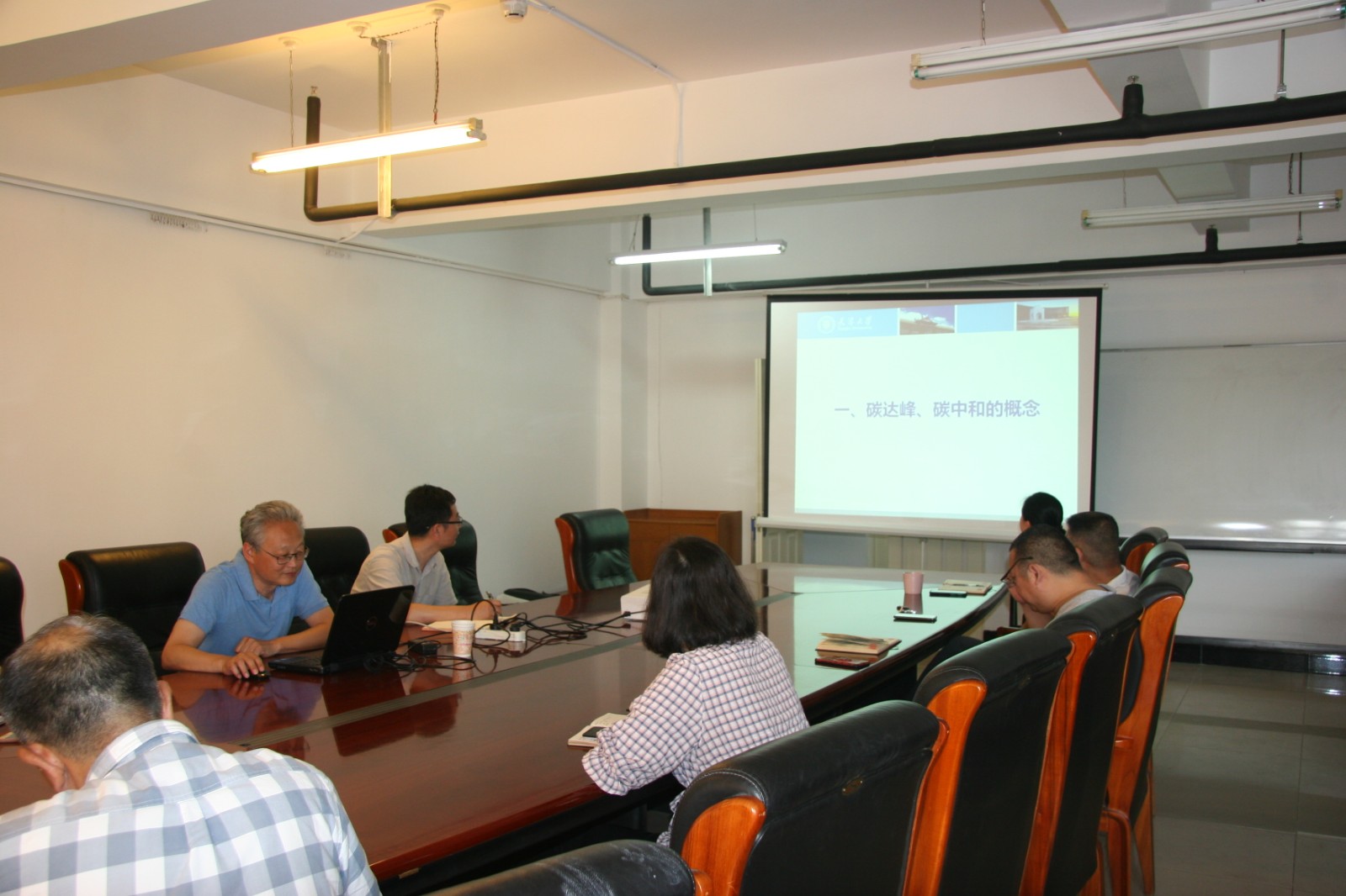 【学党史专题】后勤保障部膳食中心党支部开展“学史力行”专题党课