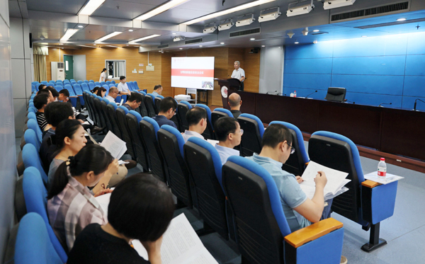 我校召开2021年文明校园建设委员会会议