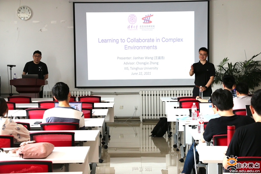 ［计算机］菁英班与清华大学学术团队交流活动顺利举行