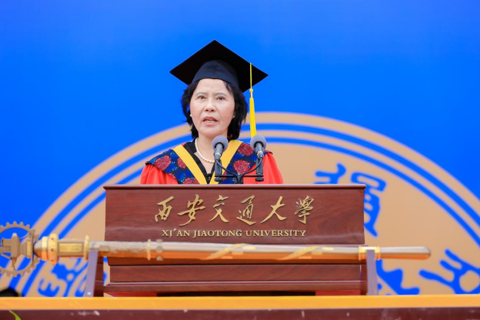 校友代表在西安交通大学2021年学生毕业典礼上的发言