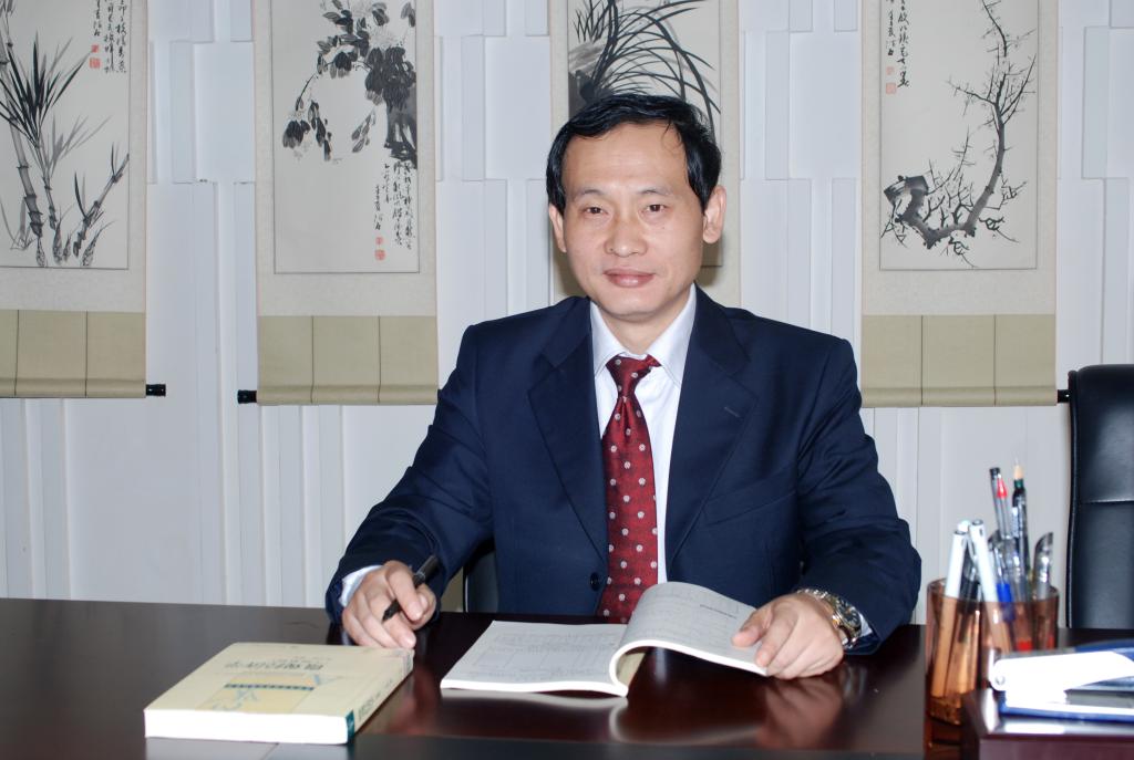 【模范党员】陈伟光：聚焦重大需求输送广外智慧