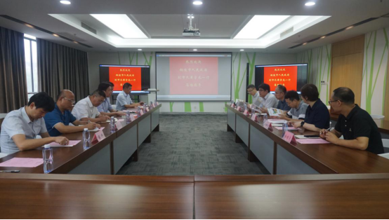铜陵市副市长黄学龙一行来校考察交流