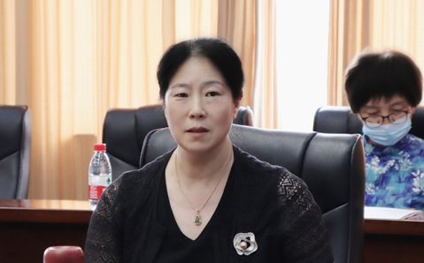 学校召开研究生培养指导委员会工作会议