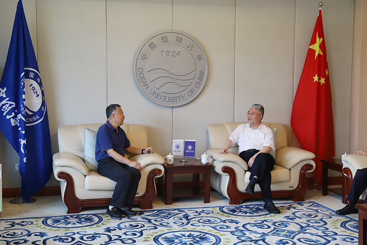 唐山市副市长曹全民一行到中国海洋大学调研