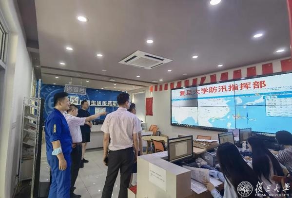 台风“烟花”即将登陆，防汛抢险，学校严阵以待