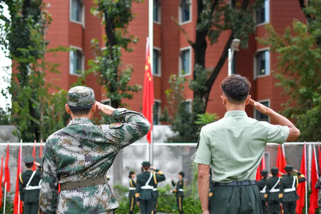 北京语言大学2021年学生军训圆满结营