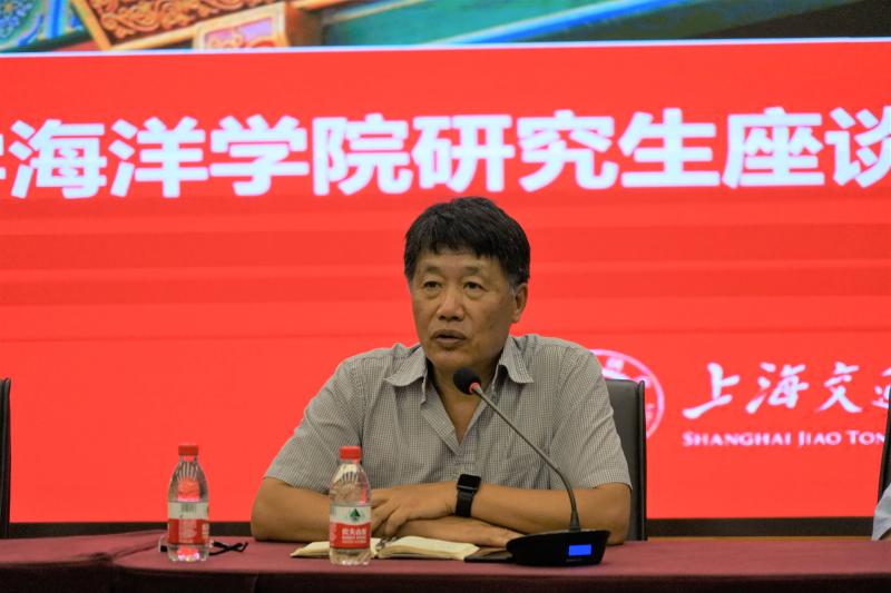 海洋学院在海洋二所举行学生座谈会