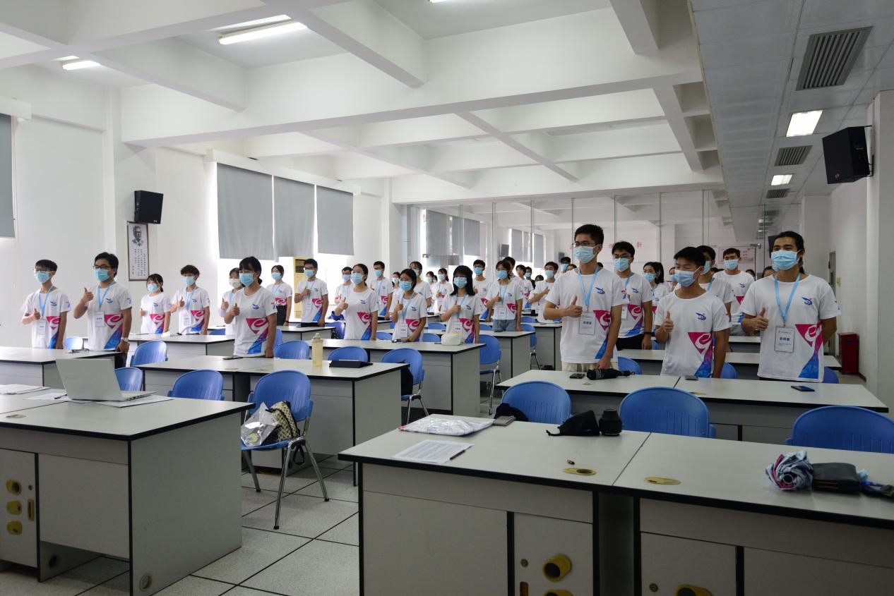第七届中国国际“互联网+”大学生创新创业大赛广东省第一轮集训在我校举行