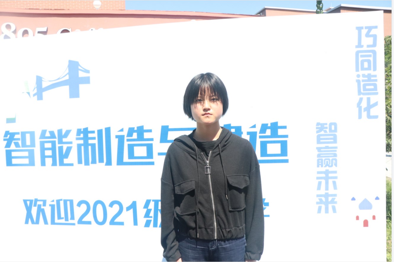 天大迎新季迎来15岁最小新生