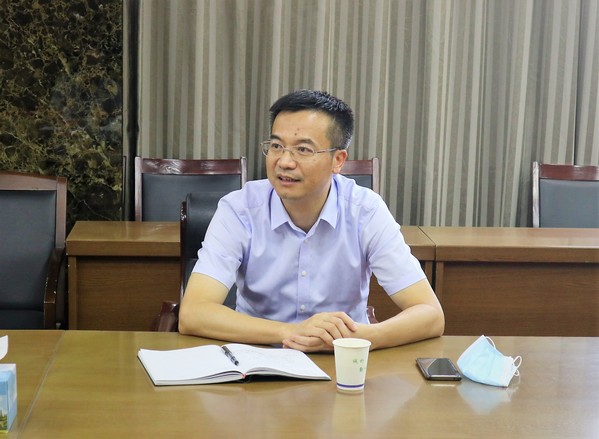 校长陈发棣调研指导新学期研究生教育管理工作