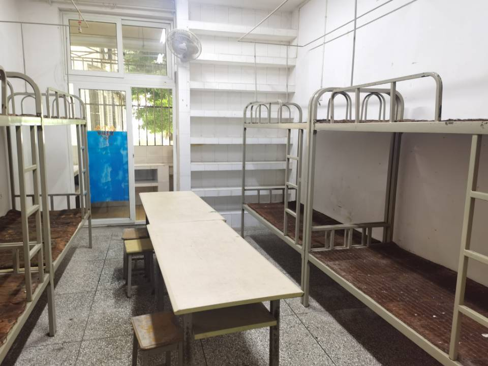 【办实事暖人心】“安全+舒适”学校升级改造学生宿舍