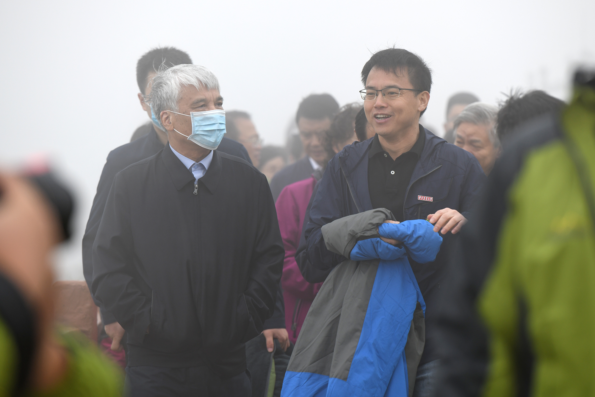 丁仲礼调研我校主持的韭菜坪旅游品质提升项目